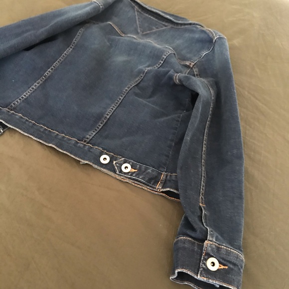 Jean jacket - Picture 5 of 7